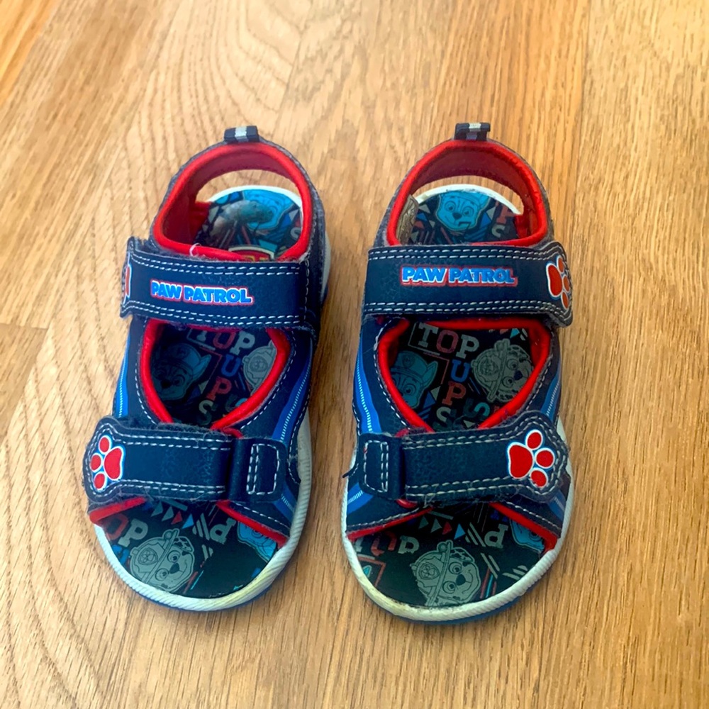 Paw Patrol Nickelodeon Toddler Boy Sandals- Size 7 used
